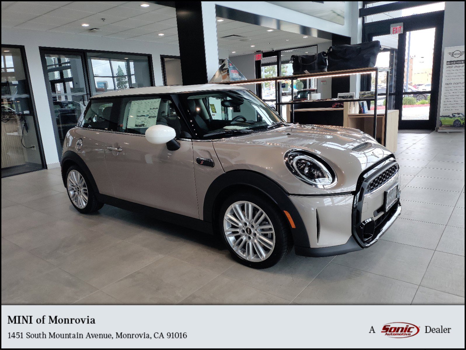 New MINI Hatchbacks & Subcompact SUVs | MINI of Monrovia