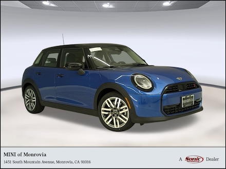 2025 MINI Hardtop 4 Door Signature Plus Hatchback