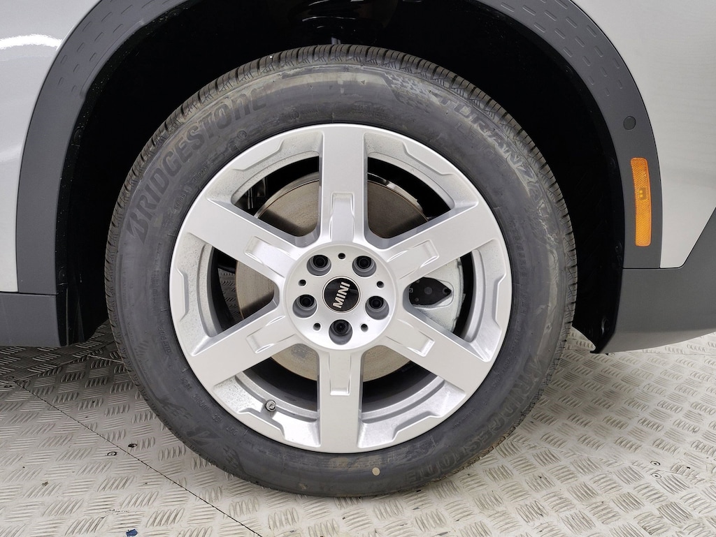 New 2025 MINI Countryman Iconic SUV