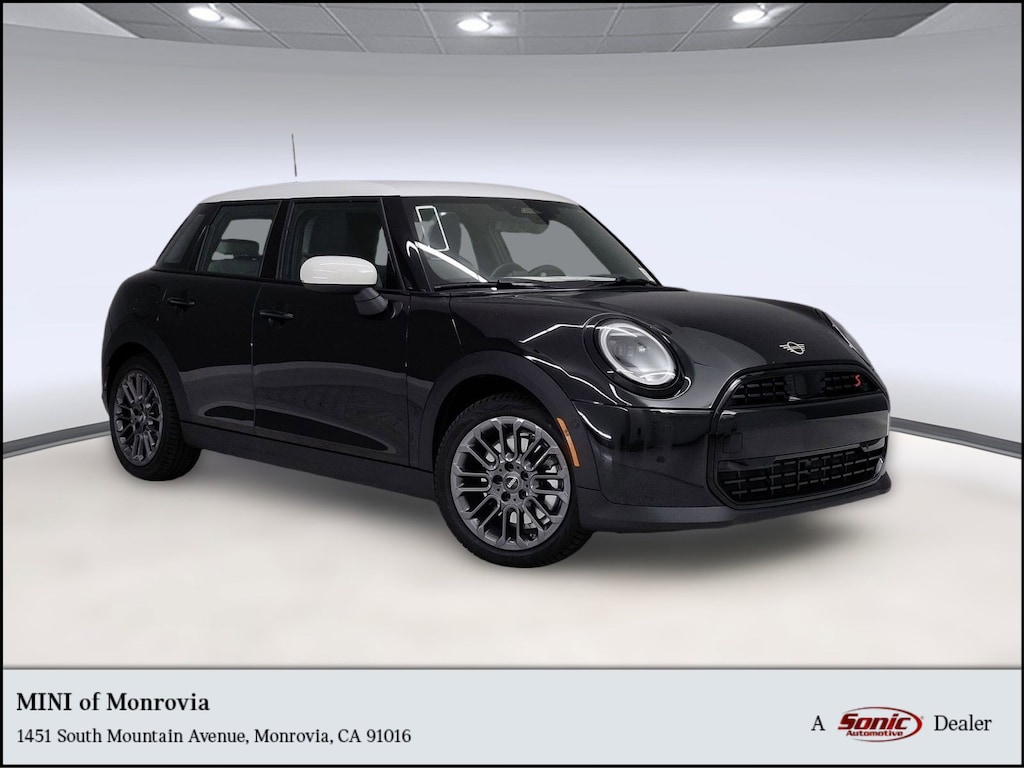 New 2026 MINI 4 Door Signature Plus Hatchback
