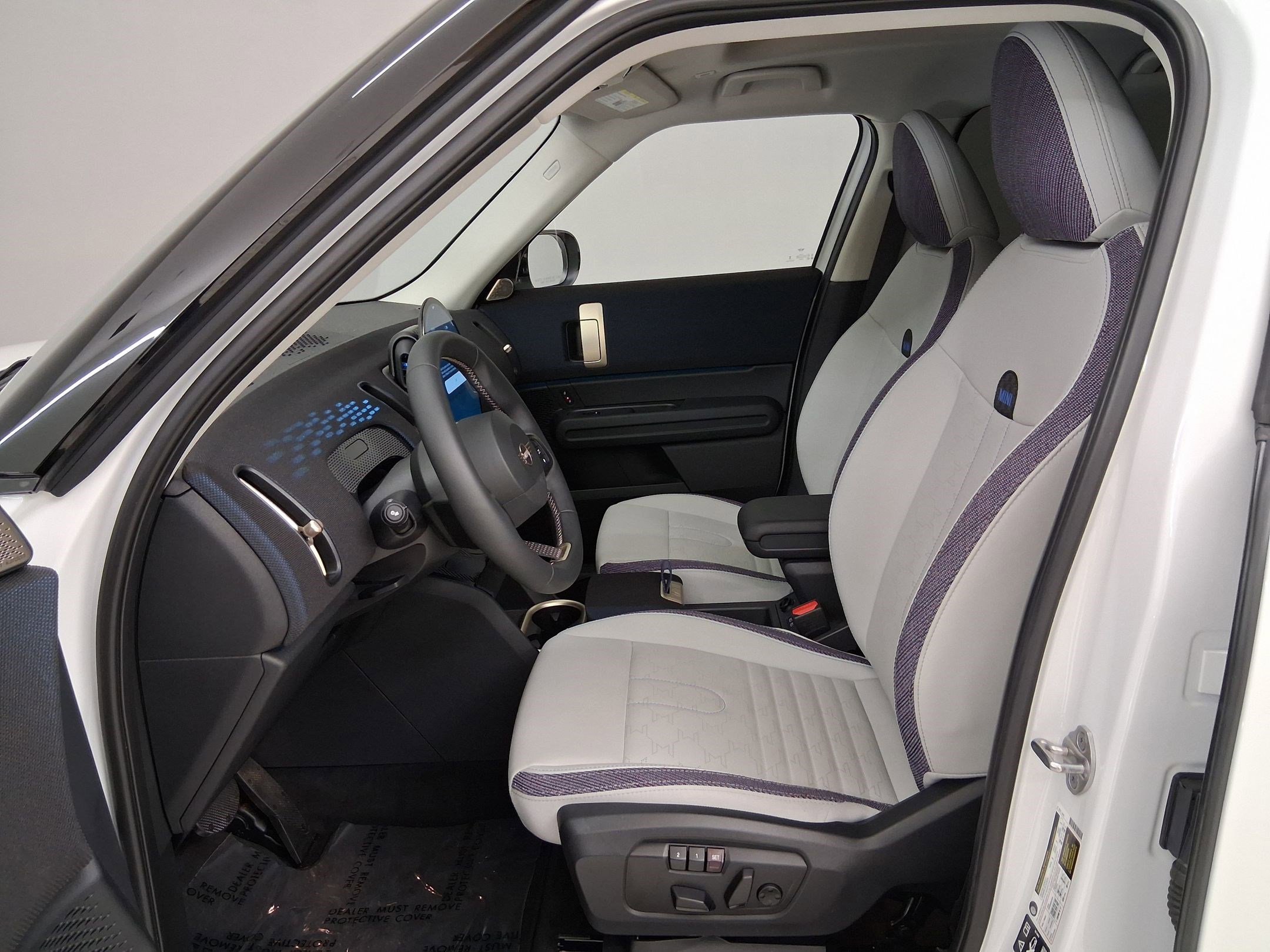 2025 MINI Countryman S photo 2