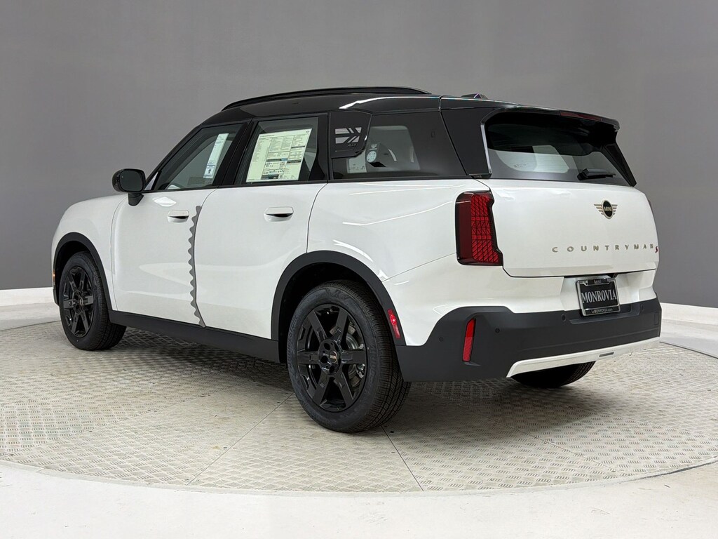 New 2027 MINI Countryman Signature Plus SUV
