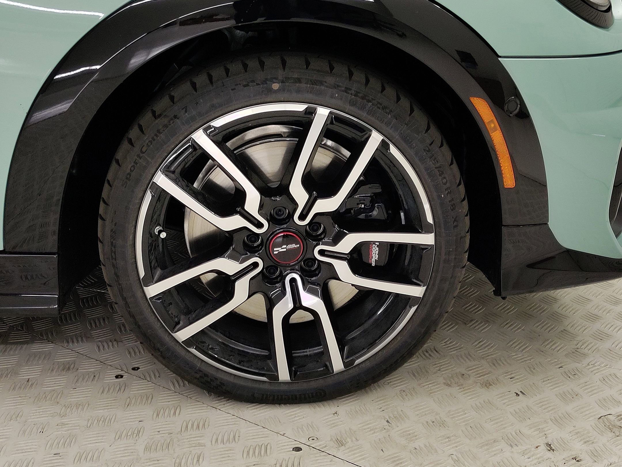 2026 Mini Cooper S Iconic photo 4