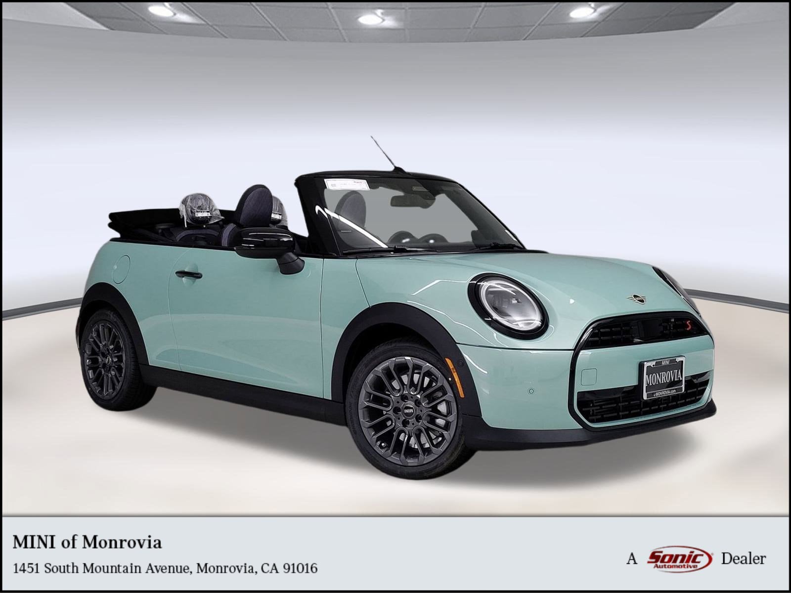 2026 MINI Convertible S's photo
