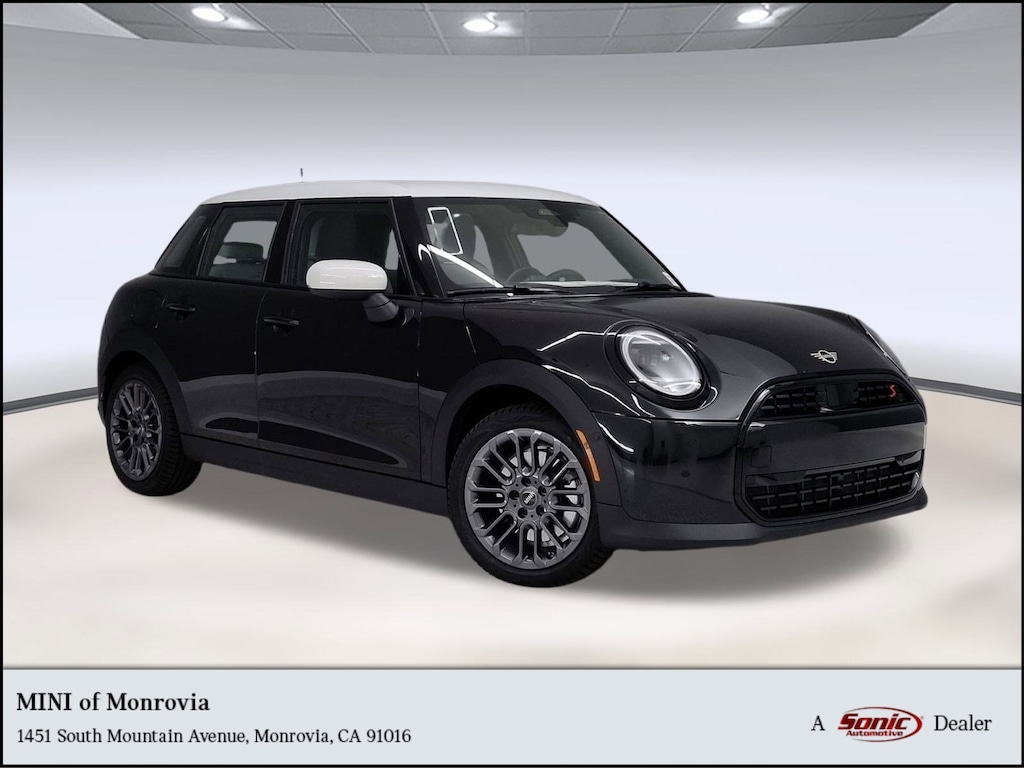 New 2026 MINI 4 Door Signature Plus Hatchback