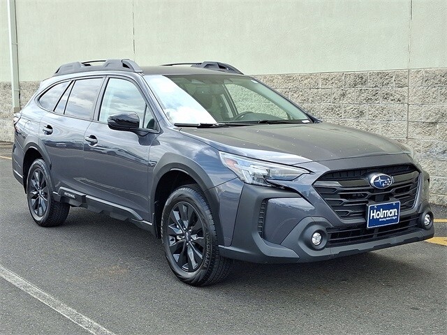 2023 Subaru Outback Onyx Edition photo 2