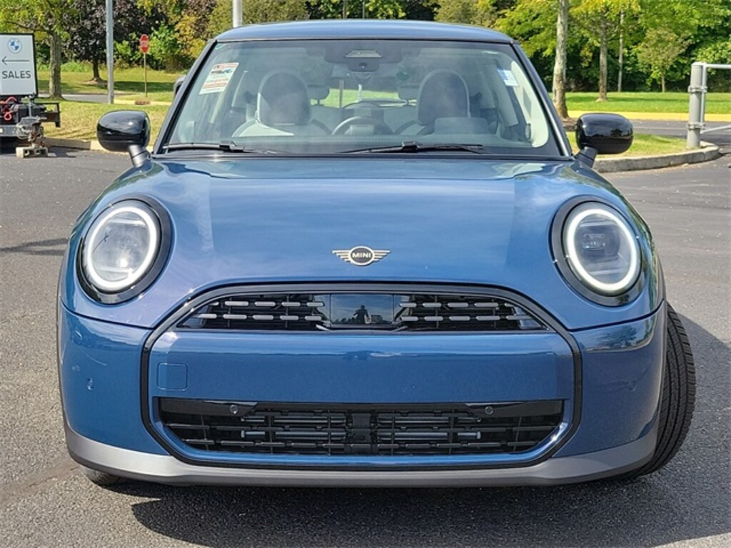 Used 2025 MINI Hardtop 2 Door Cooper Hatchback