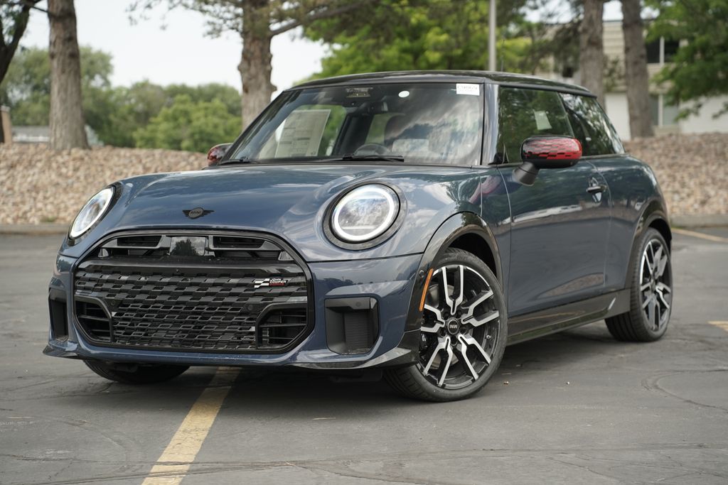 2026 MINI Hardtop Cooper S's photo
