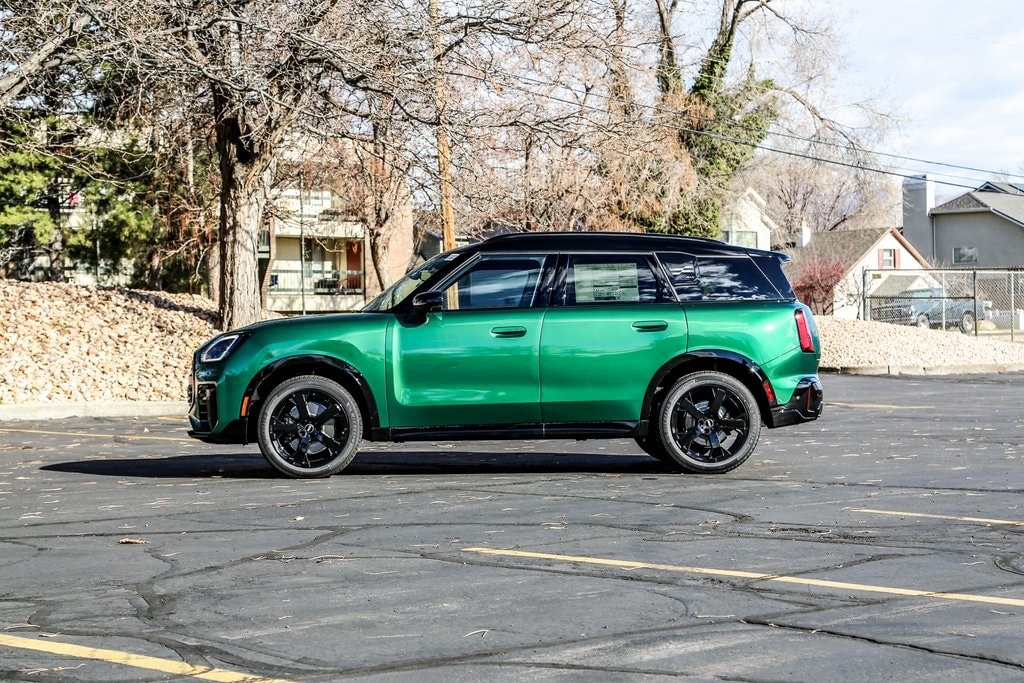 New 2026 MINI Countryman Iconic SUV