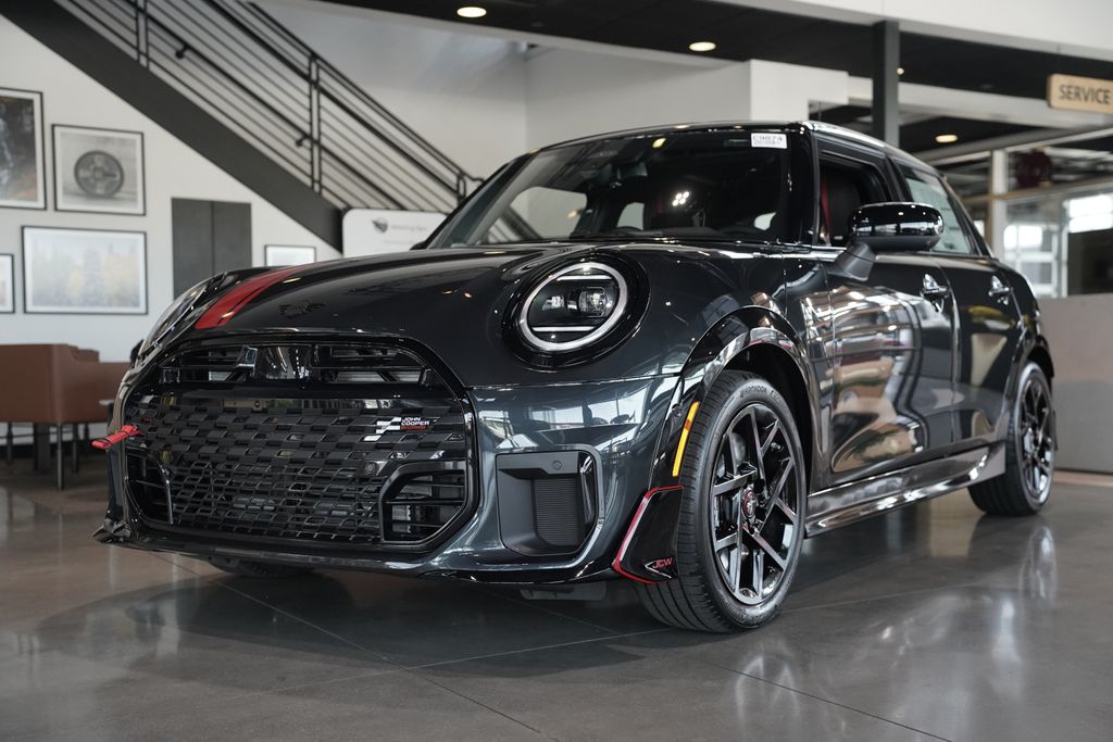 2026 MINI Hardtop Cooper S's photo