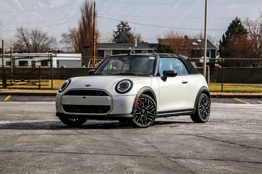 2026 MINI Convertible S's photo
