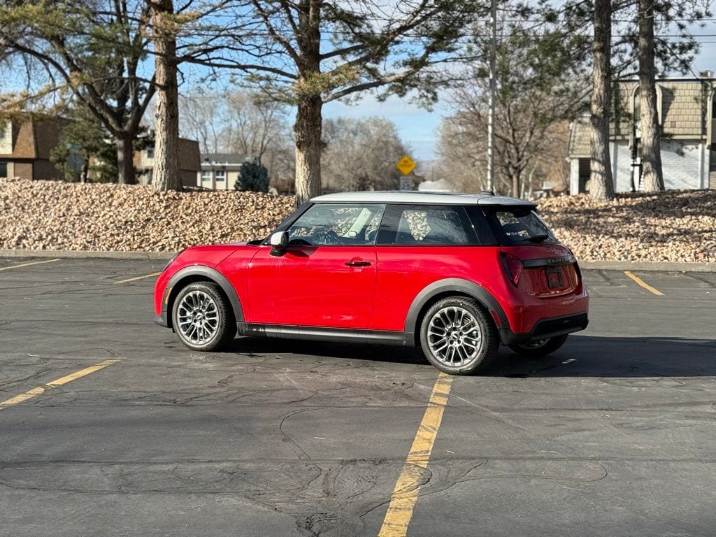 2026 MINI Hardtop 2 Door - Photo 7