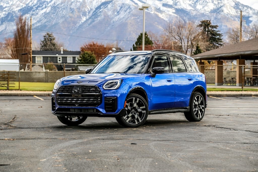 2026 MINI Countryman S's photo