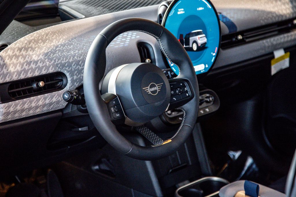 2026 MINI Hardtop 2 Door S - Photo 7