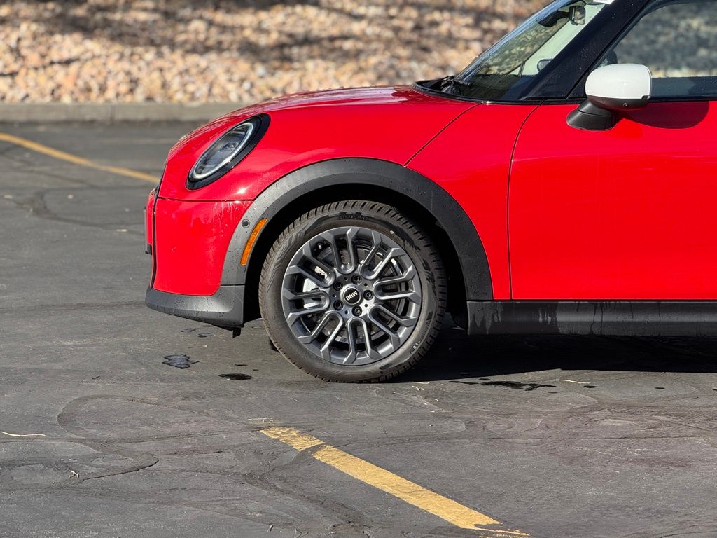 2026 MINI Hardtop 2 Door - Photo 8