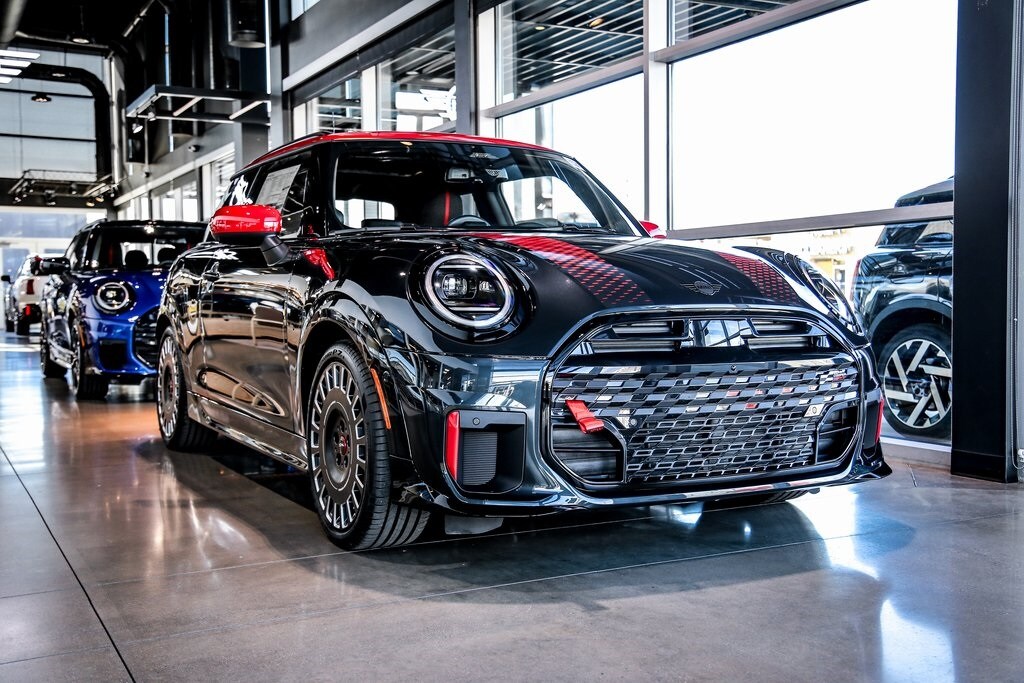2026 Mini Cooper Hardtop John Cooper Works photo 4