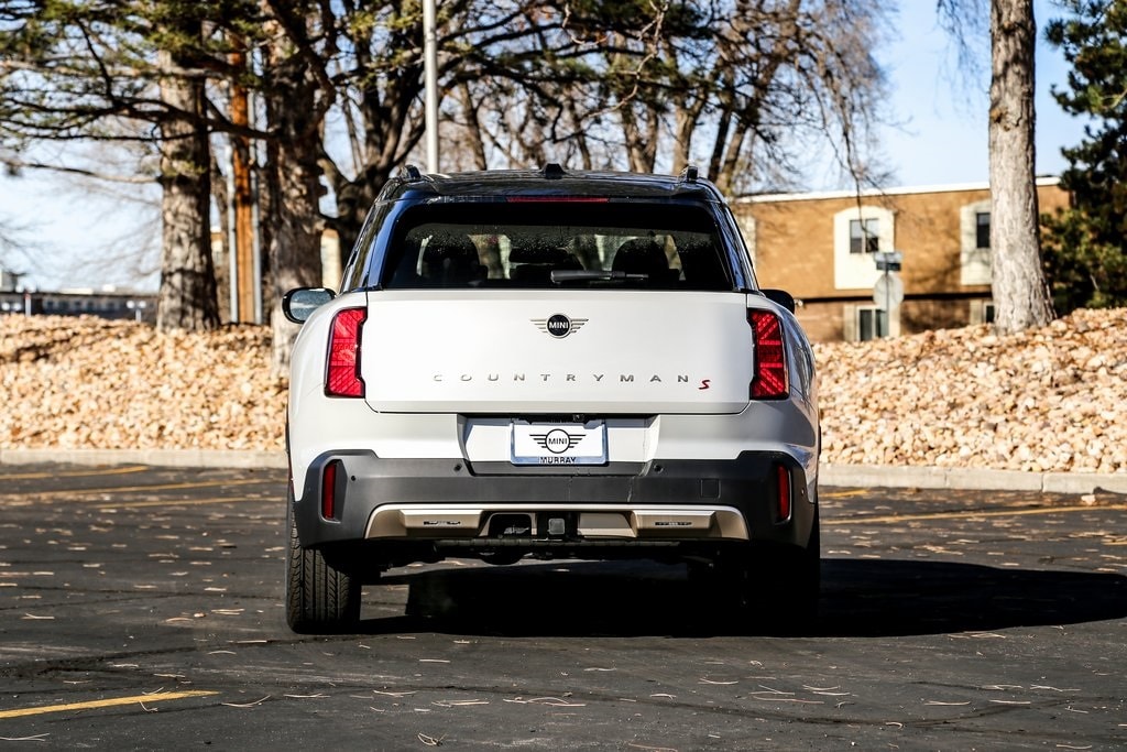 New 2026 MINI Countryman Iconic SUV