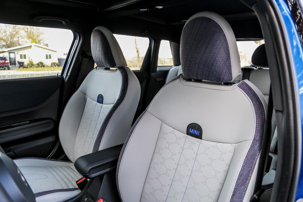 2026 MINI Hardtop 4 Door S - Photo 18