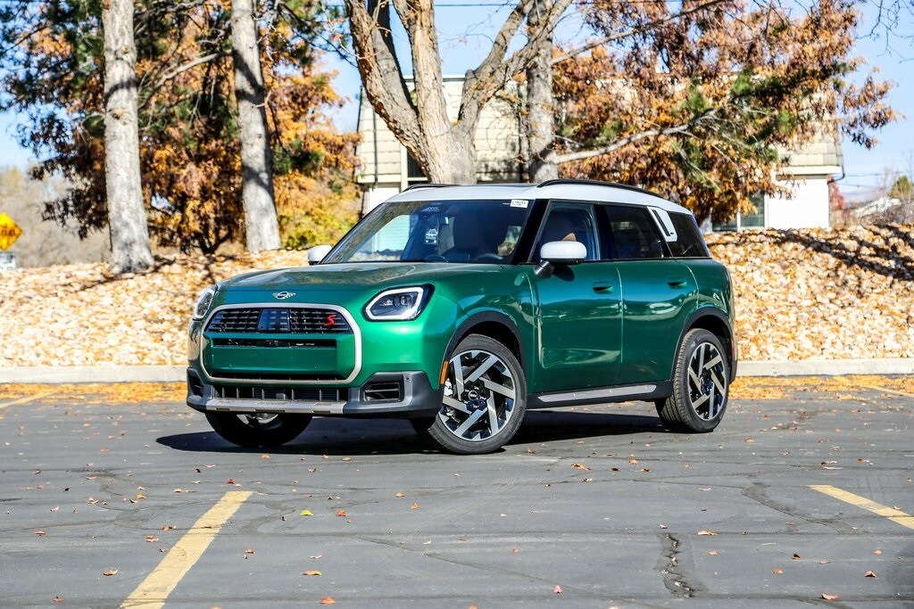 2026 MINI Countryman S's photo