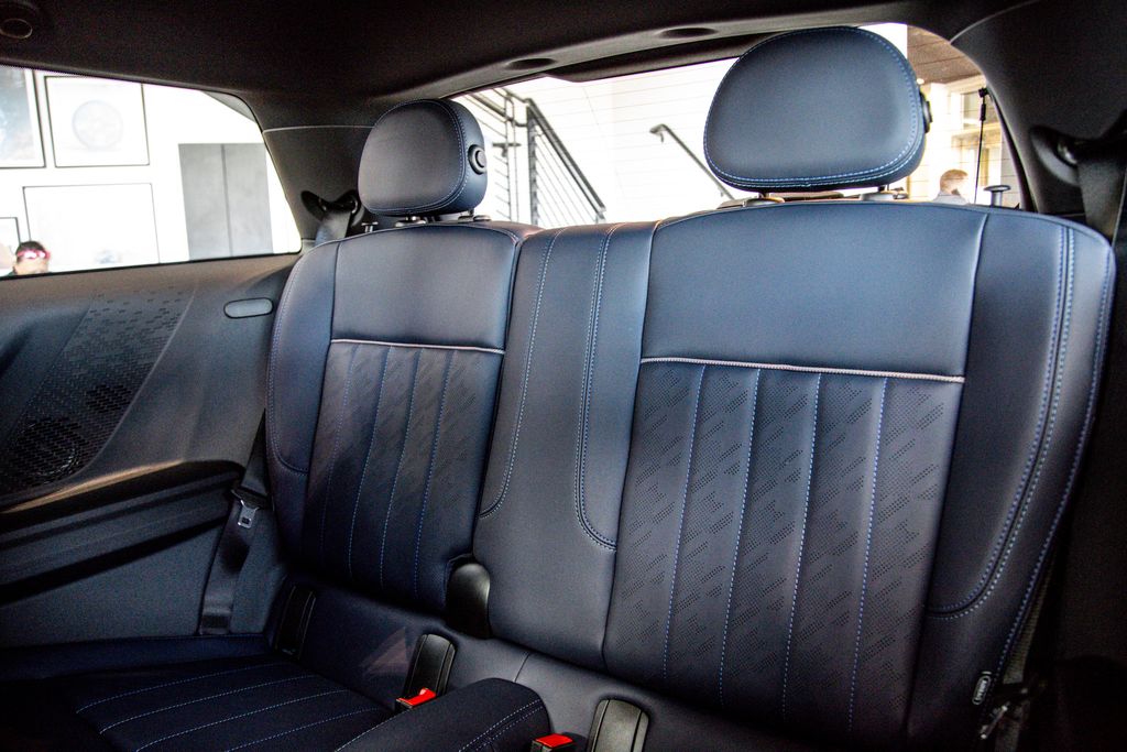 2026 MINI Hardtop 2 Door S - Photo 18