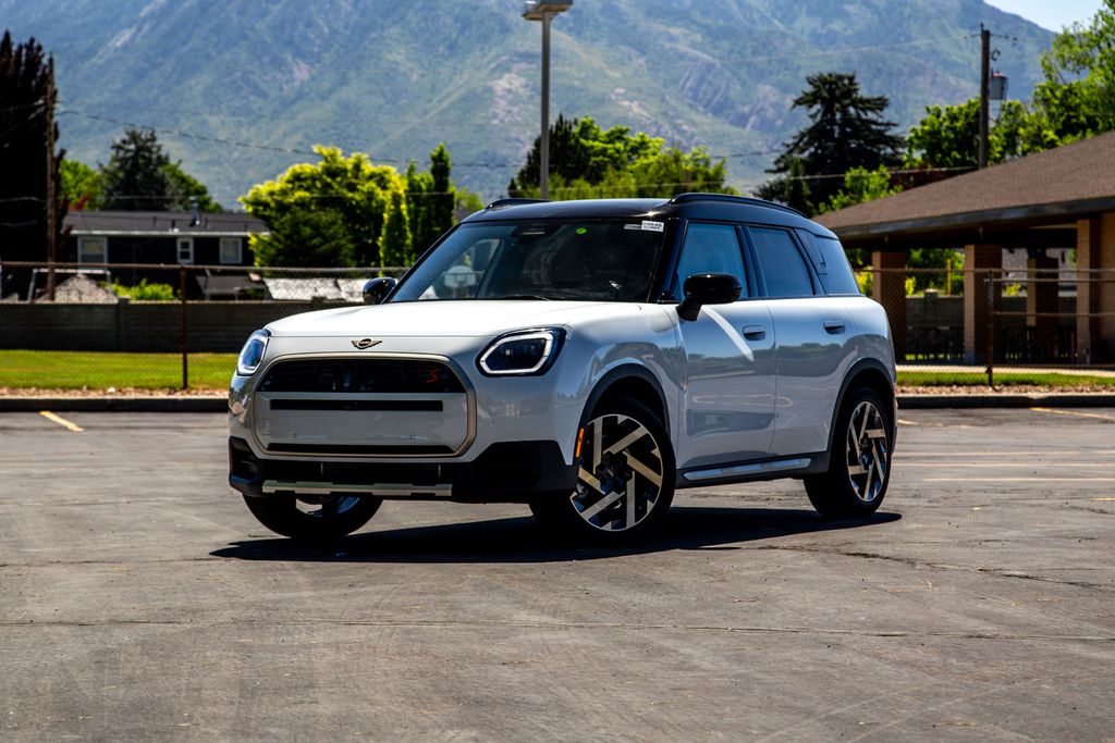 2027 MINI Countryman S ALL4's photo