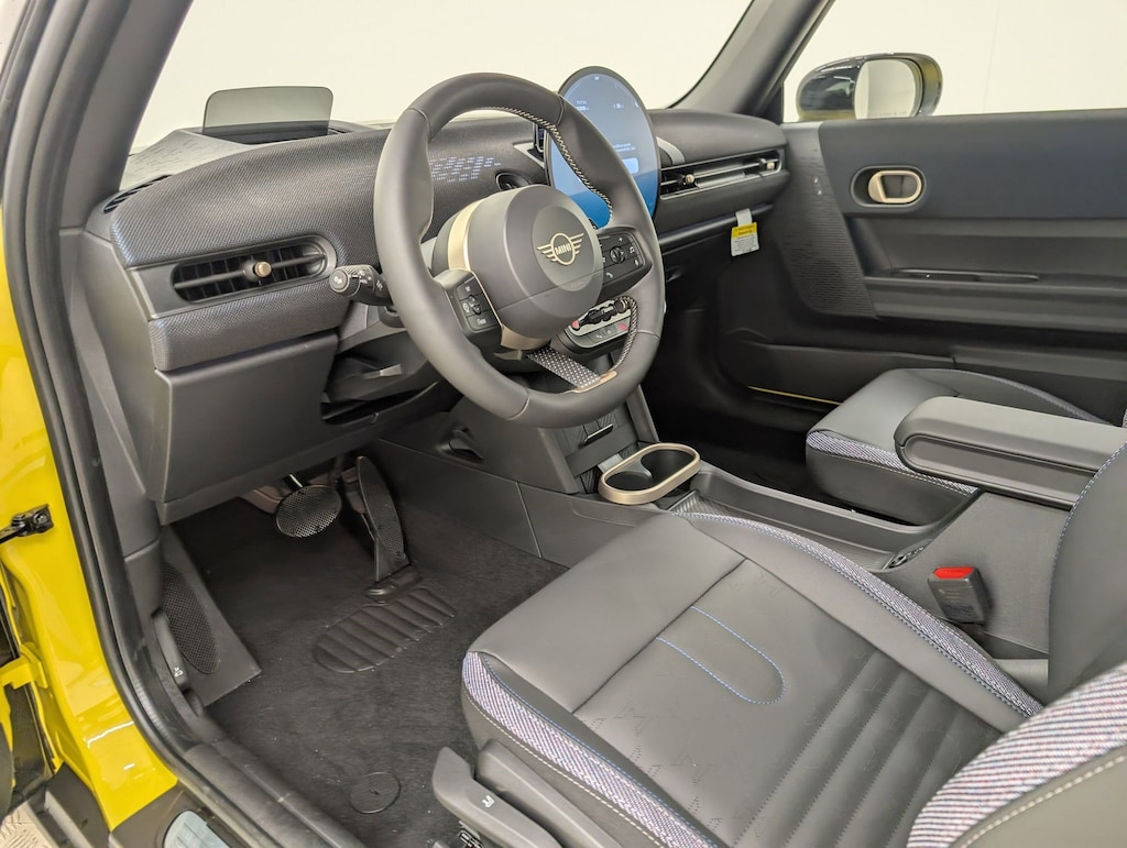 New 2026 MINI 2 Door Signature Plus Hatchback