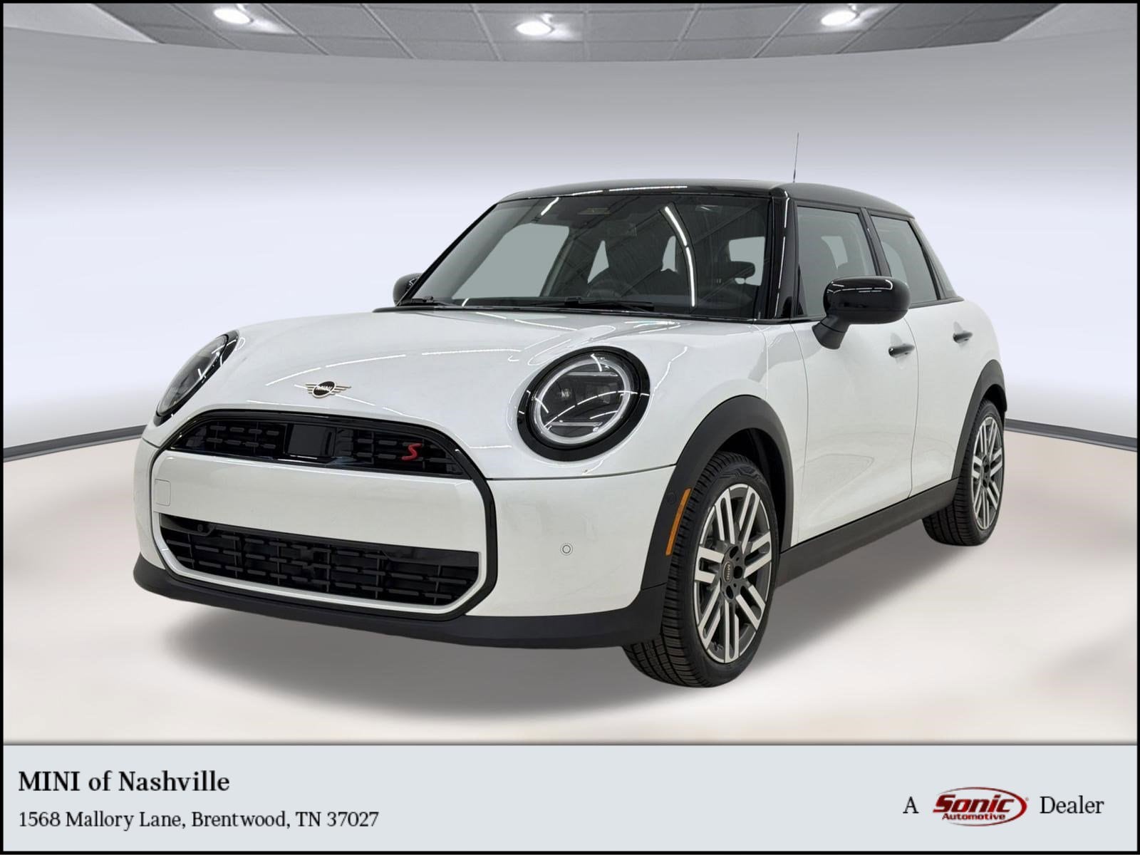2026 MINI Hardtop Cooper S Signature's photo
