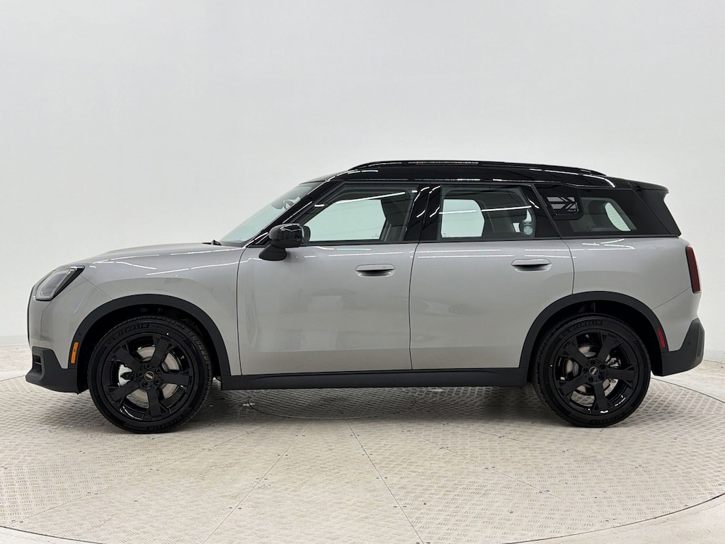 New 2026 MINI Countryman Signature Plus SUV