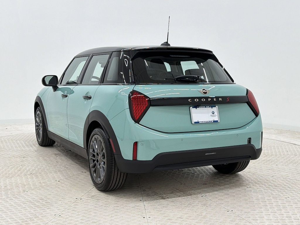 New 2026 MINI 4 Door Signature Plus Hatchback