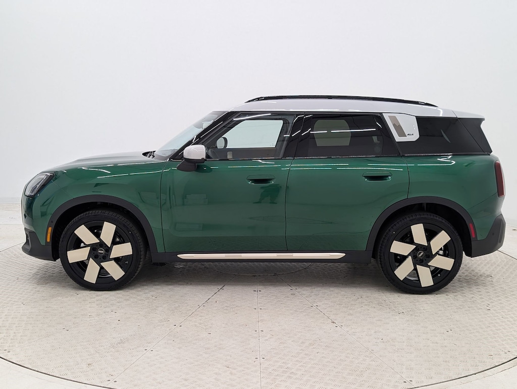 New 2026 MINI Countryman Iconic SUV