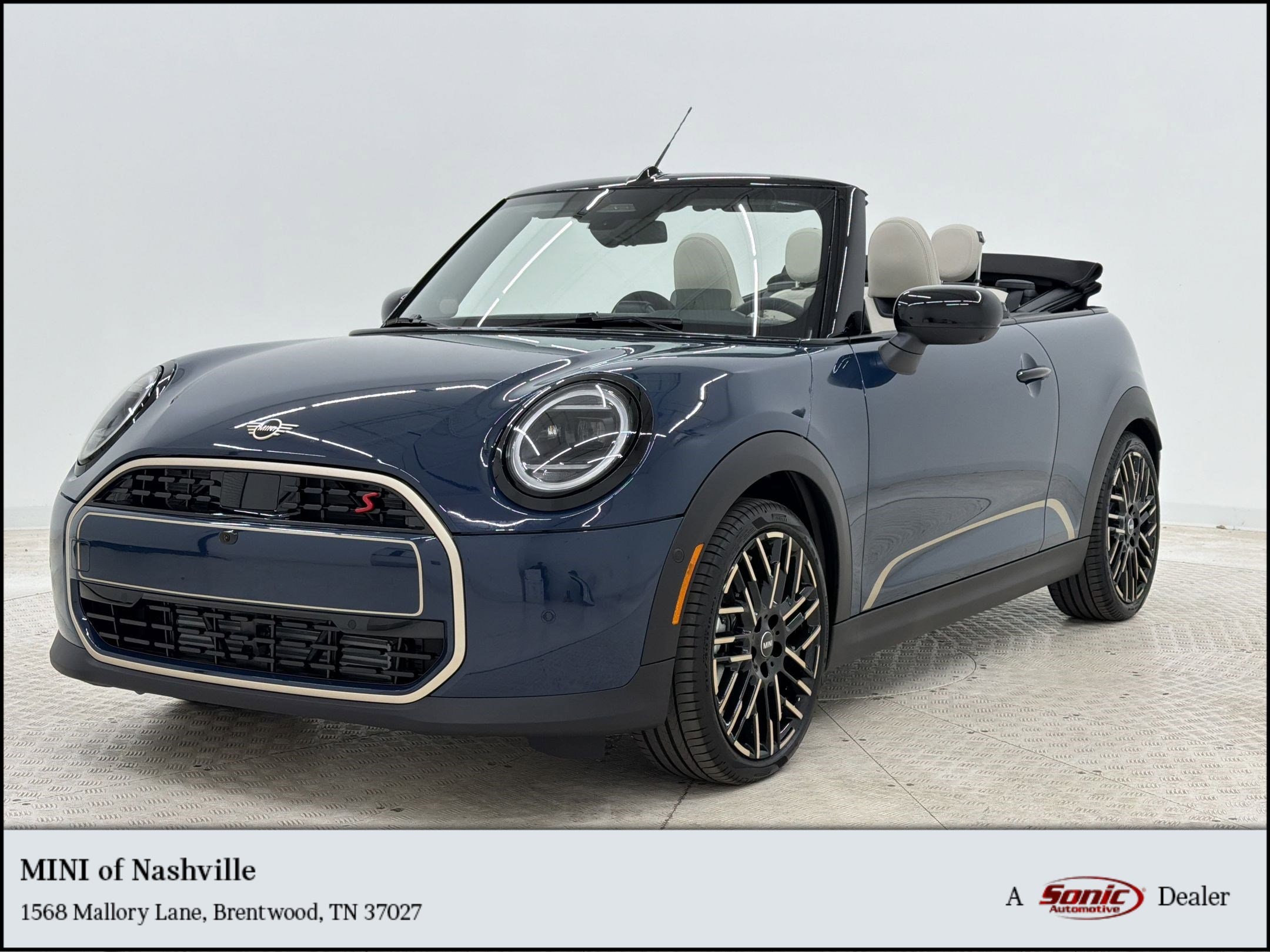 2026 MINI Convertible Cooper S's photo