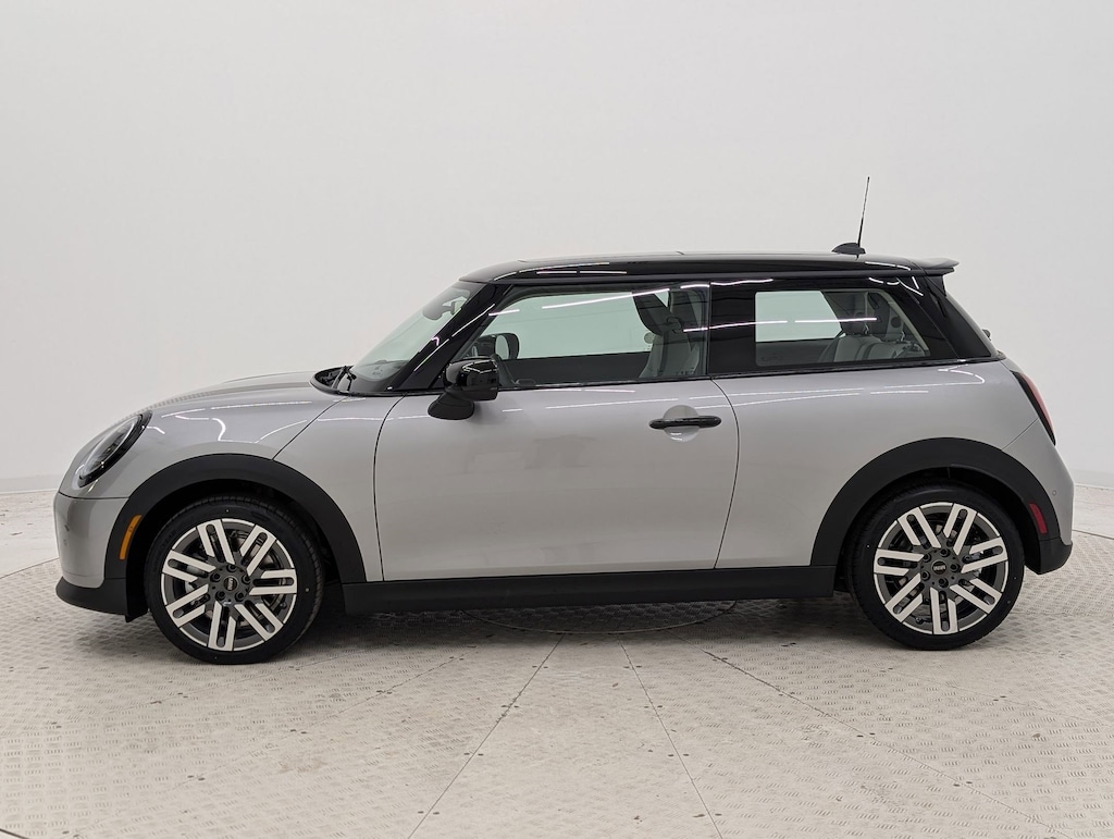 New 2026 MINI 2 Door Signature Plus Hatchback