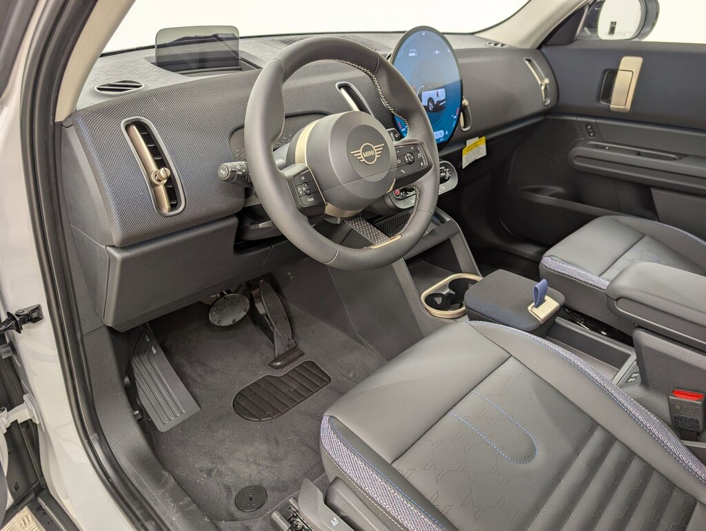 New 2026 MINI Countryman Signature Plus SUV
