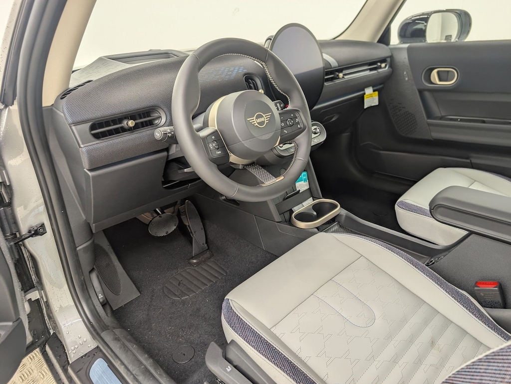 New 2026 MINI 2 Door Signature Plus Hatchback