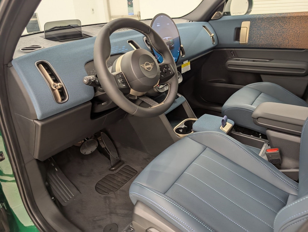 New 2026 MINI Countryman Iconic SUV