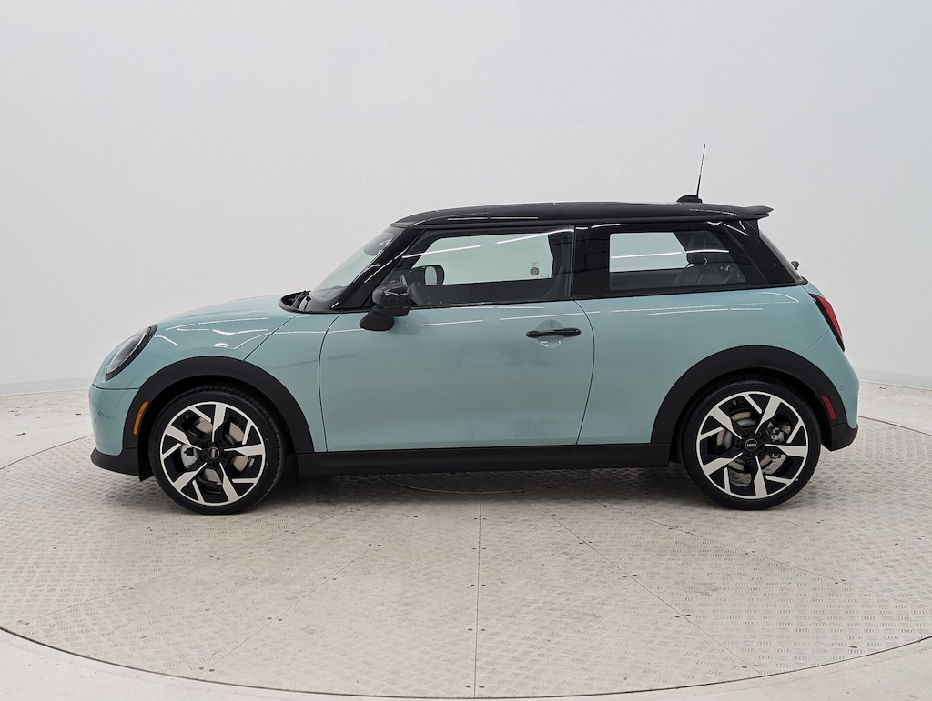 New 2026 MINI 2 Door Signature Plus Hatchback