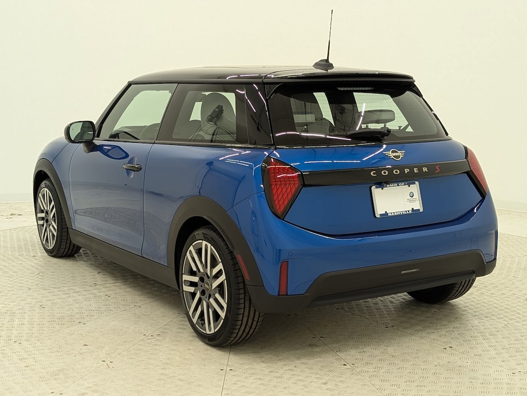 New 2026 MINI 2 Door Signature Plus Hatchback