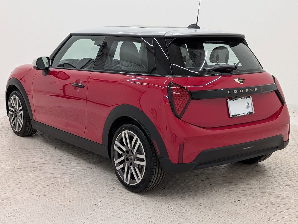 New 2026 MINI 2 Door Signature Plus Hatchback