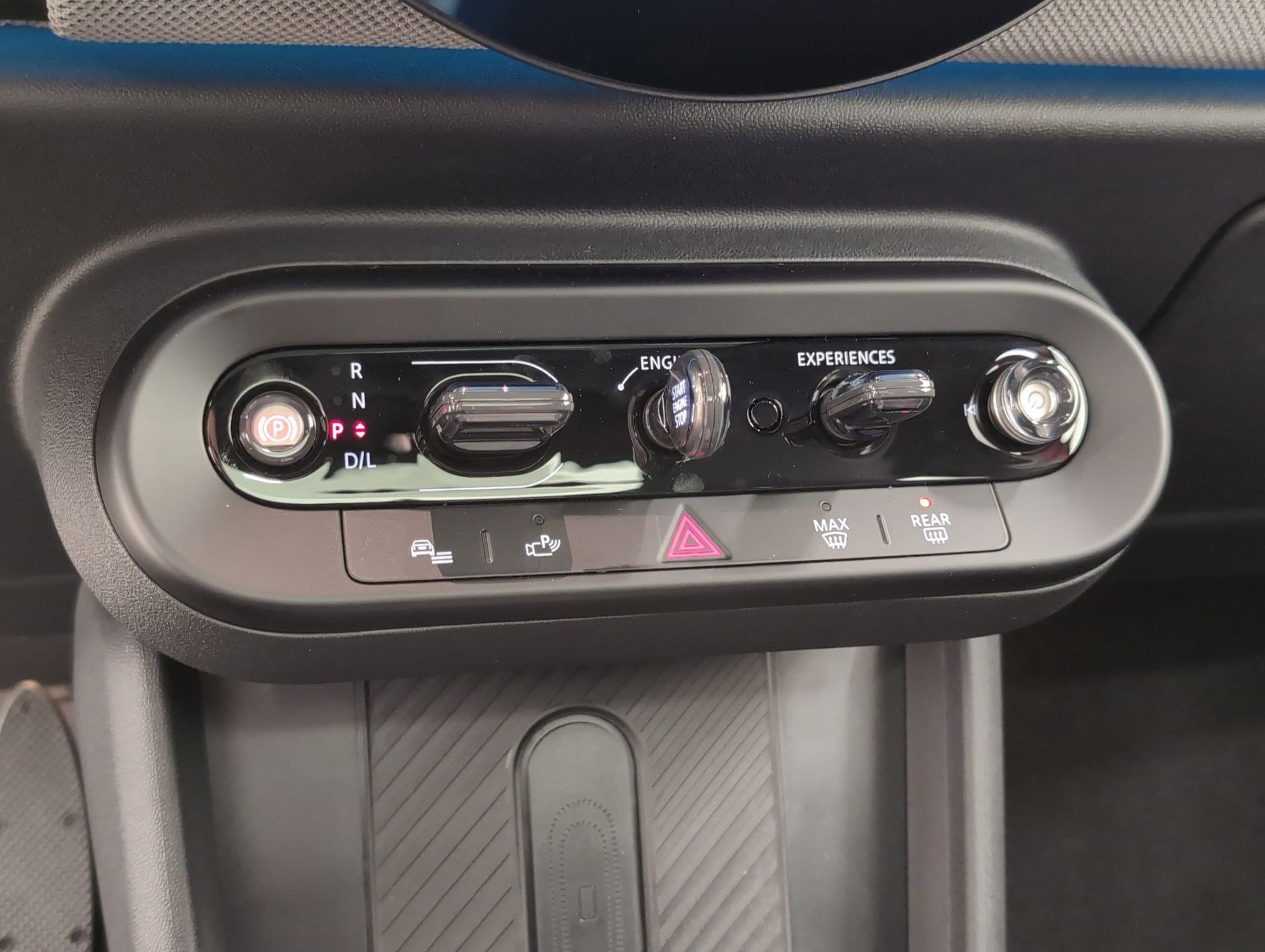 2025 MINI Hardtop 4 Door S - Photo 15
