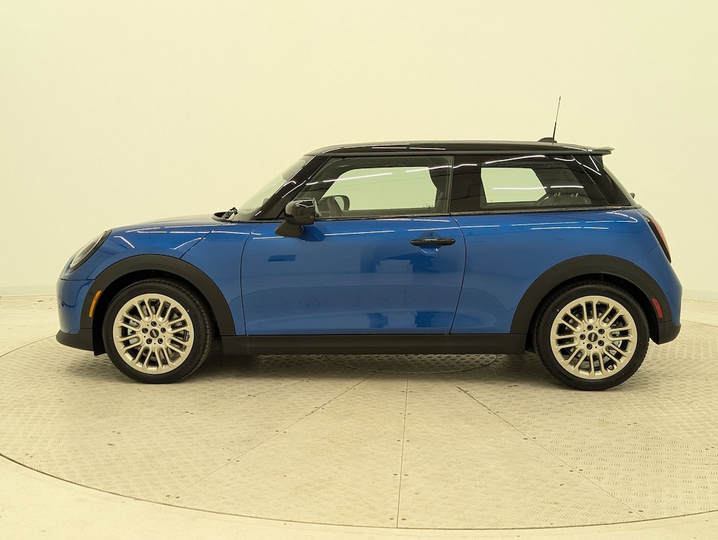 New 2026 MINI 2 Door Signature Plus Hatchback