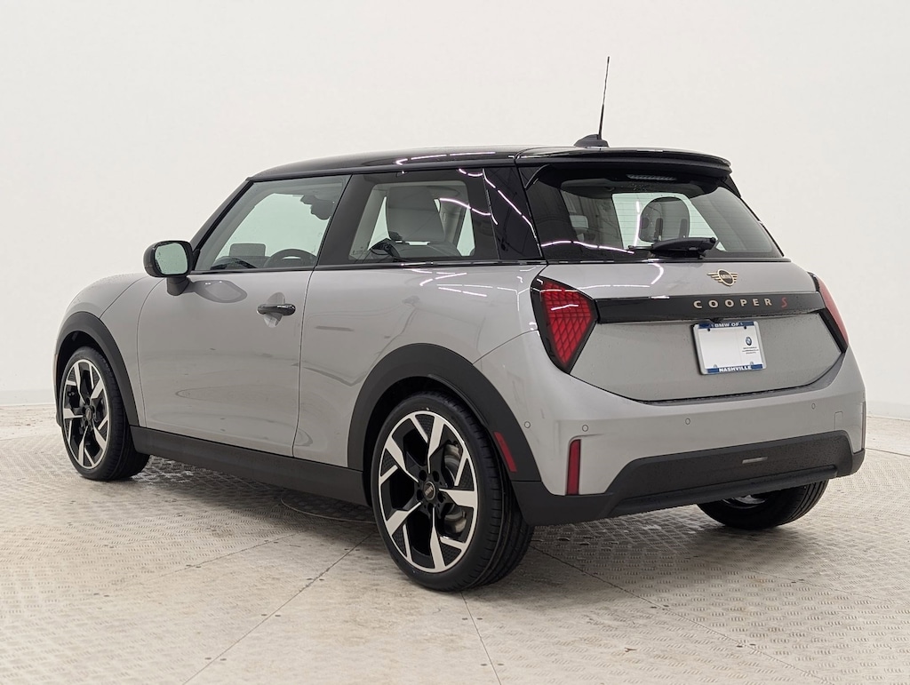 New 2026 MINI 2 Door Signature Plus Hatchback