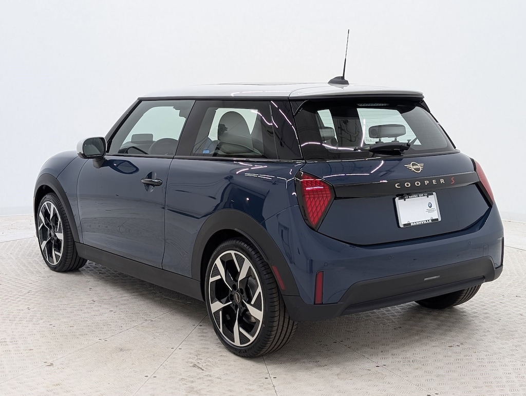 New 2026 MINI 2 Door Signature Plus Hatchback