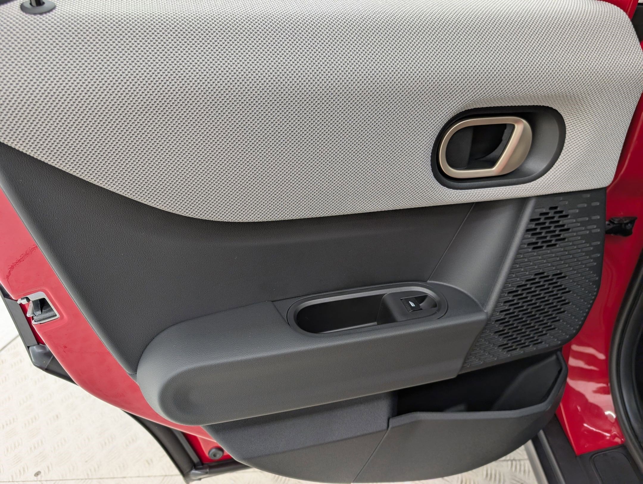 2025 MINI Hardtop 4 Door S - Photo 23
