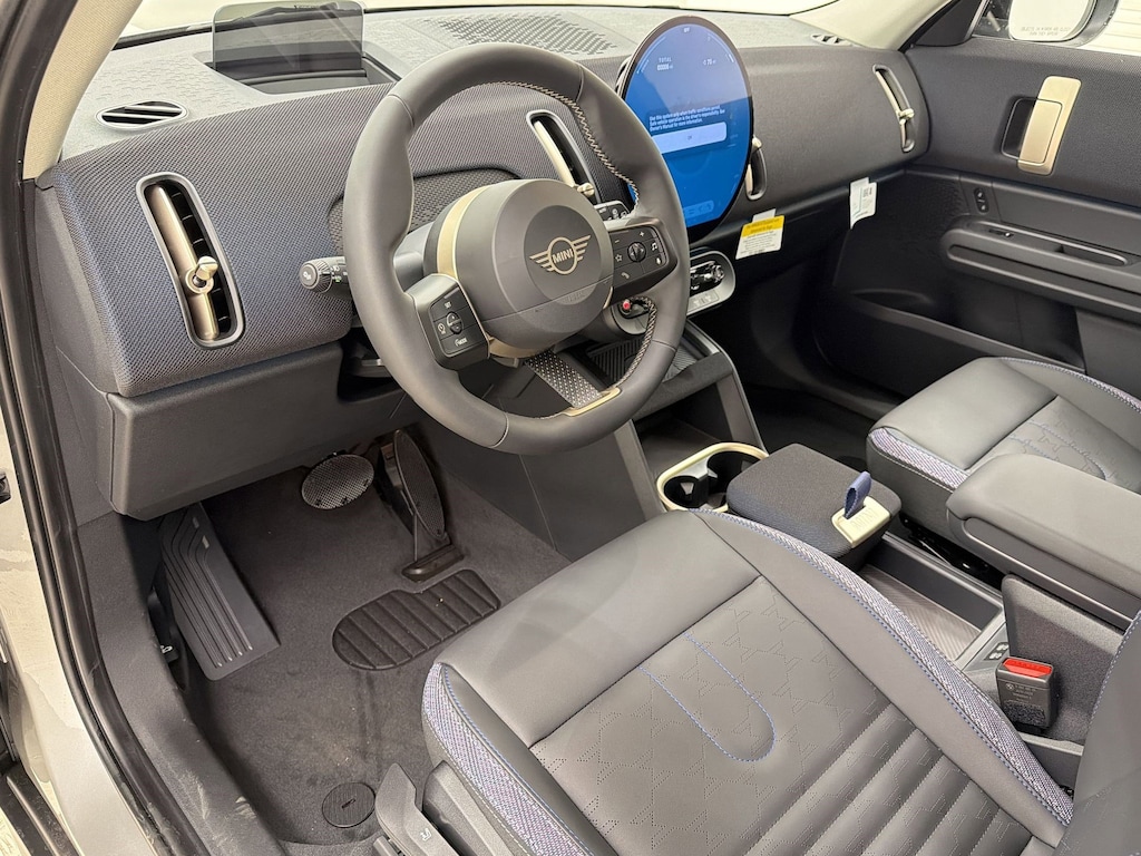 New 2026 MINI Countryman Signature Plus SUV
