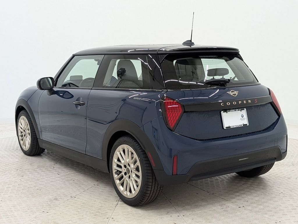 New 2026 MINI 2 Door Signature Plus Hatchback