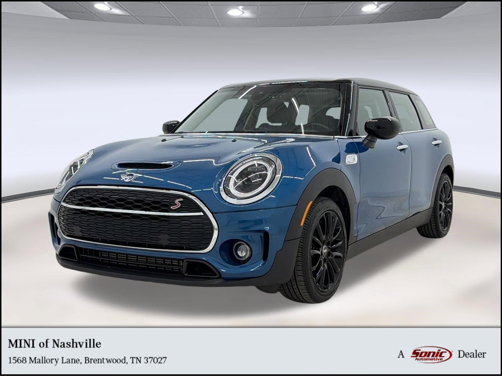 2024 MINI Clubman Cooper S's photo