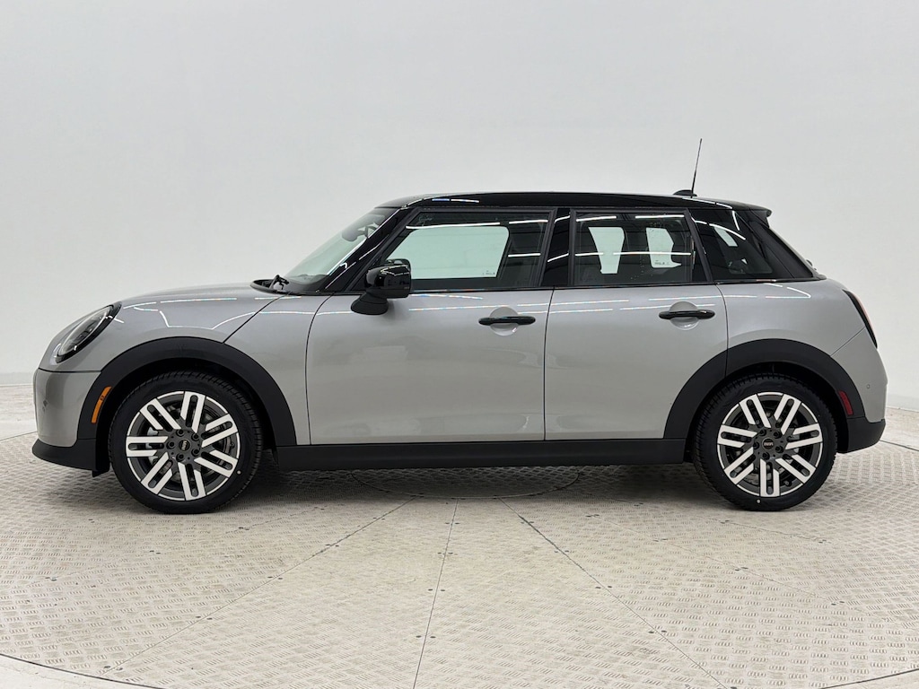 New 2026 MINI 4 Door Signature Plus Hatchback