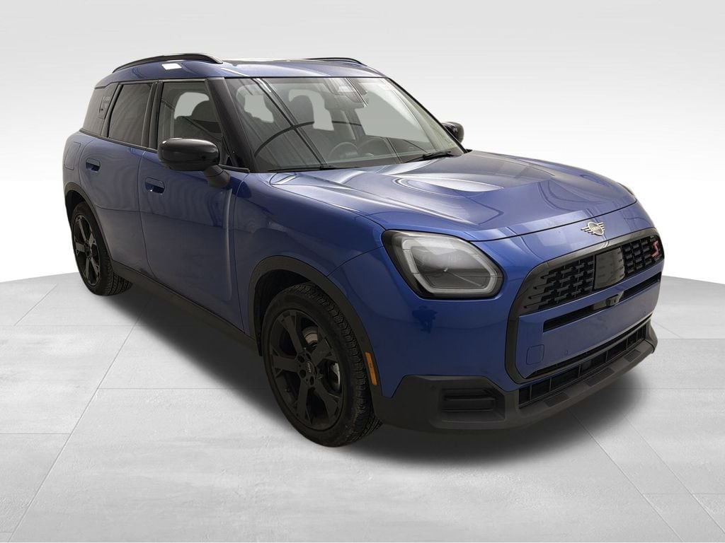 New 2025 MINI Countryman Iconic SUV