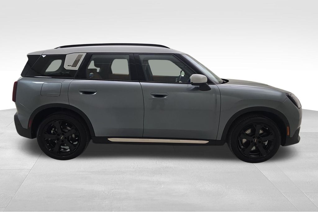 2026 MINI Countryman S - Photo 10