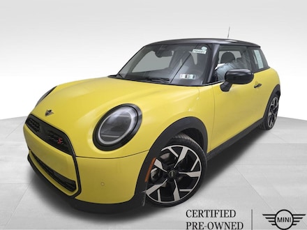 2025 MINI Hardtop 2 Door Cooper S Hatchback WMW23GD00S2W37512